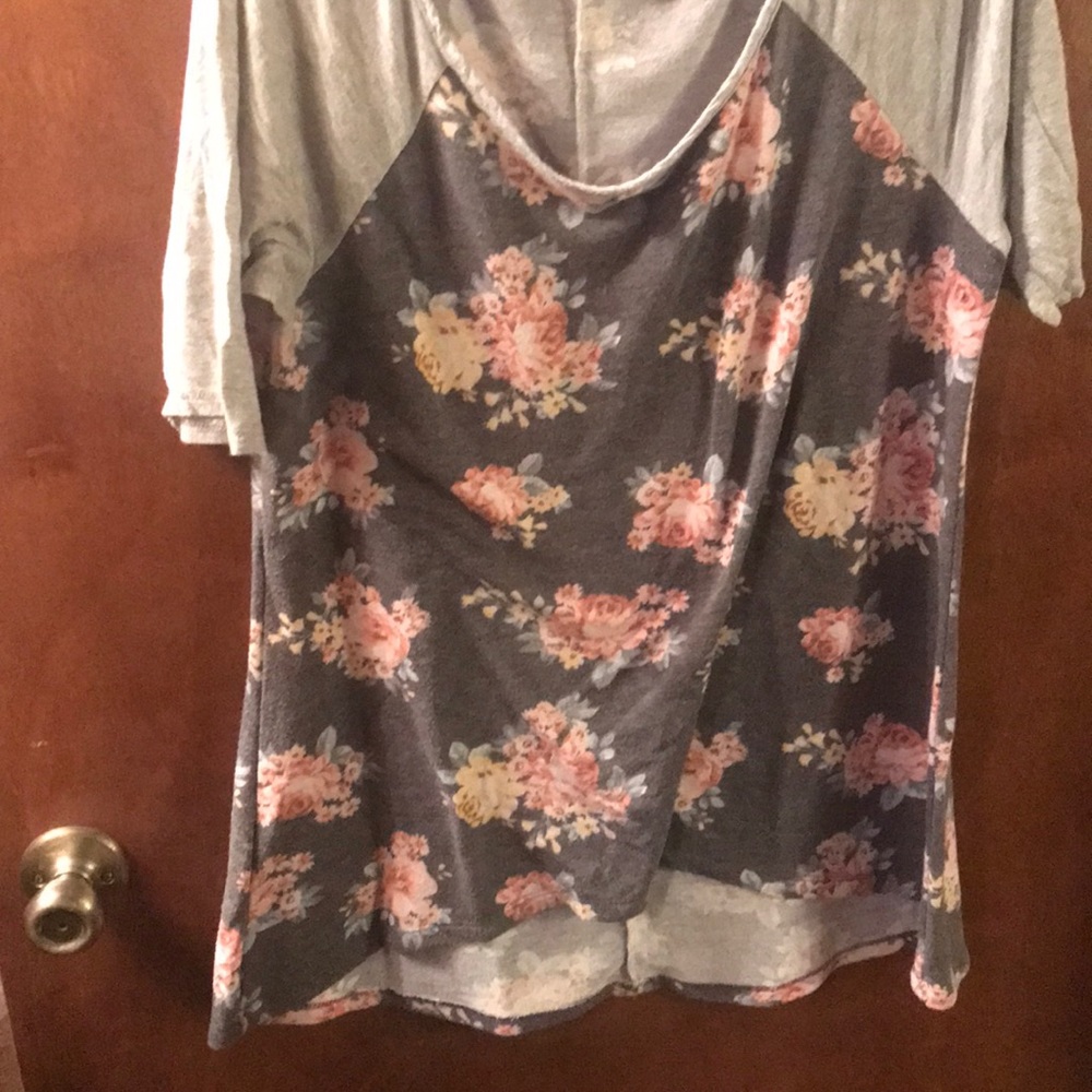 3/4 length top